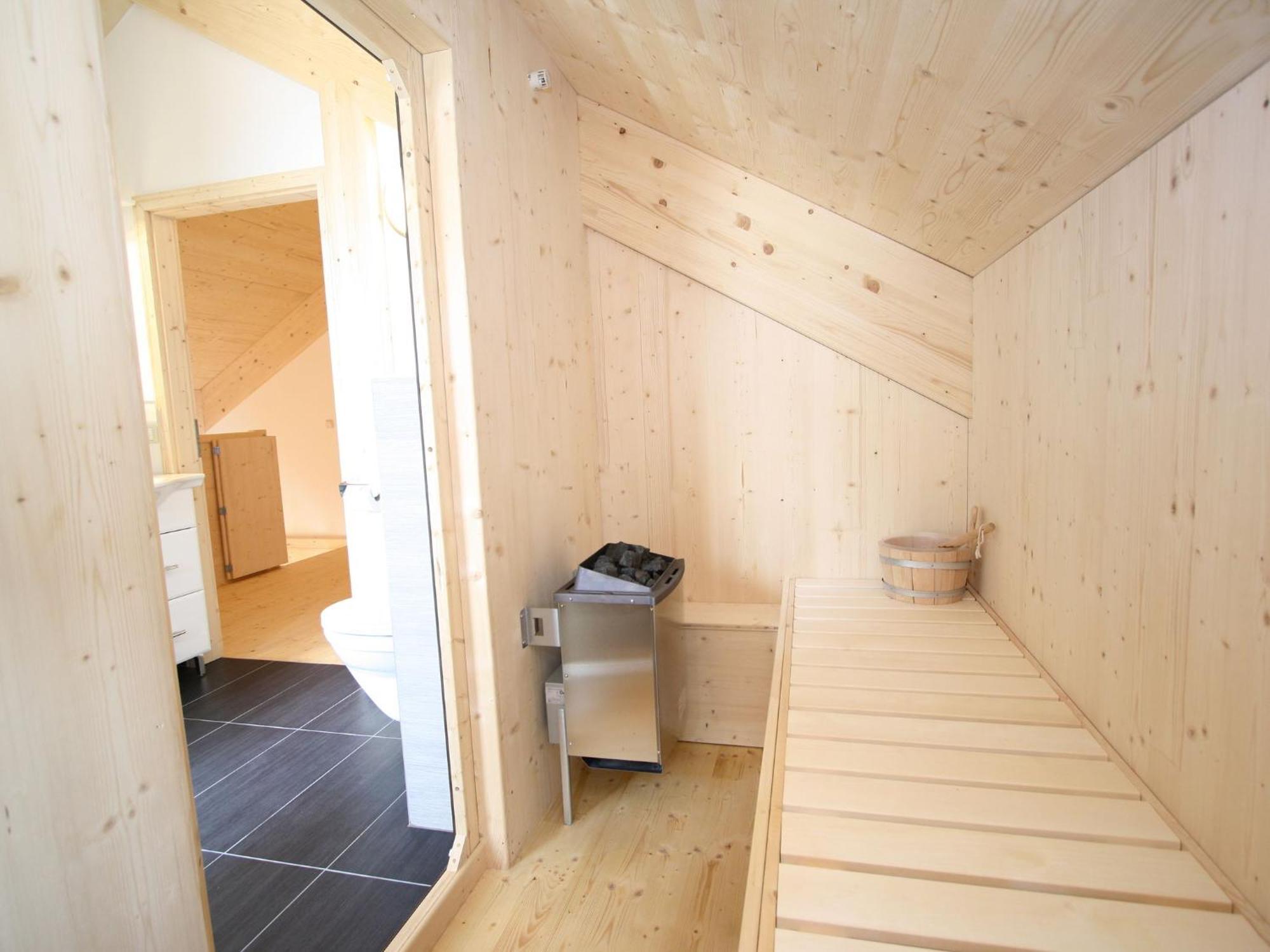 Nice Chalet In Hohentauern Styria With Sauna Villa Bagian luar foto