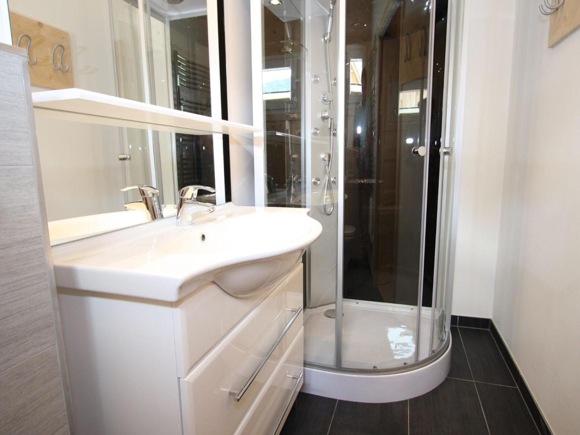 Nice Chalet In Hohentauern Styria With Sauna Villa Bagian luar foto